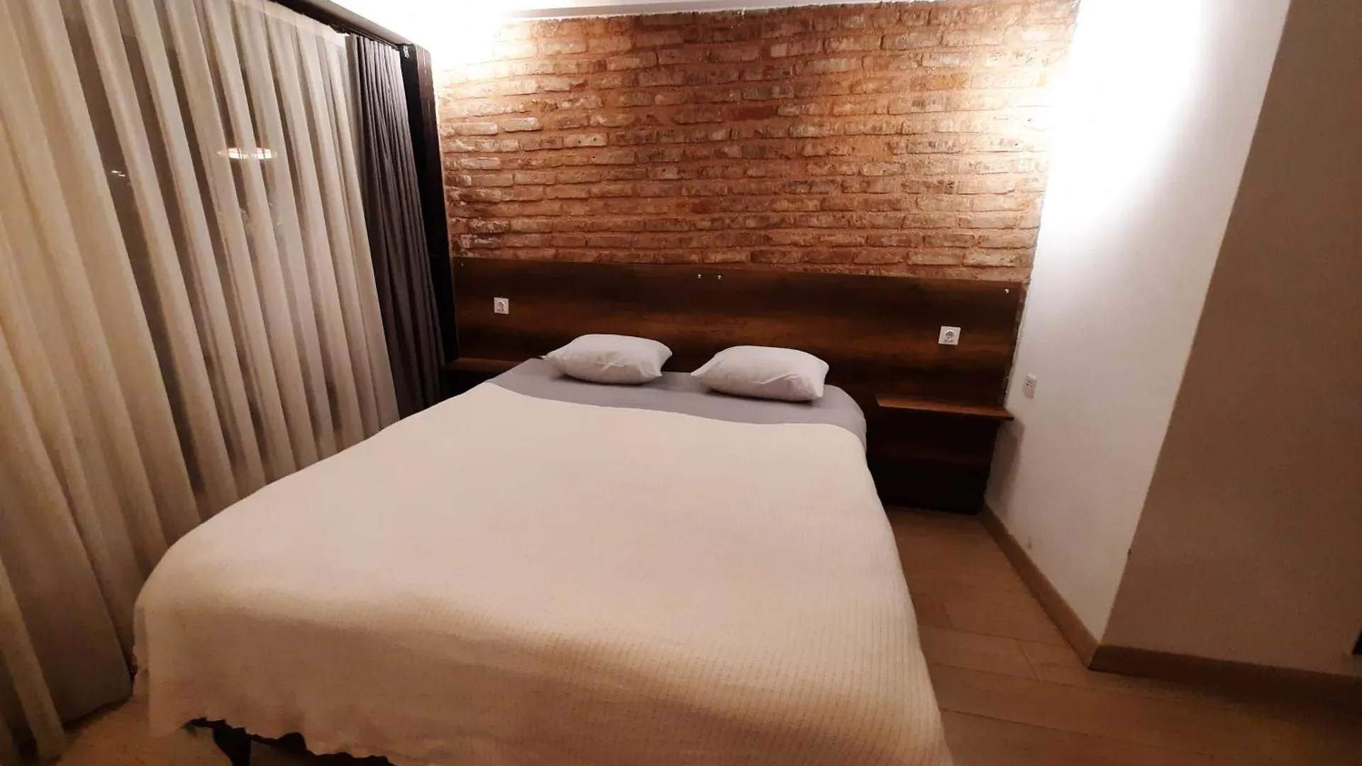 Fanus Suites Karakoey Istanbul Hotel